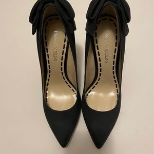 🛍Navy Heels - Size 5.5